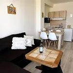 Mare Апартамент